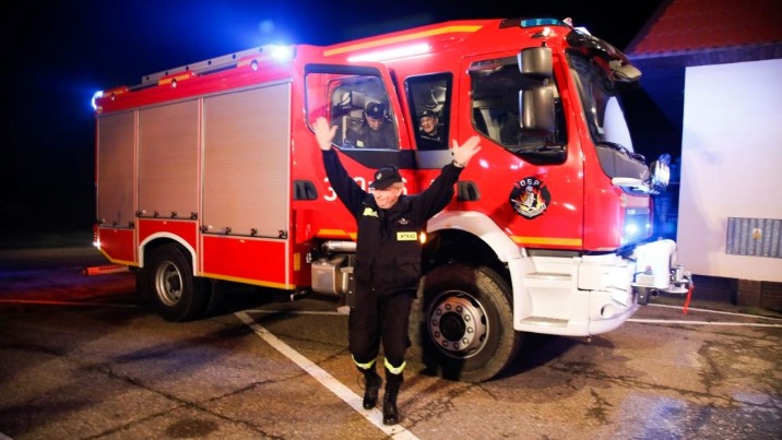Strażacy z Dobrosołowa przywitali nowy wóz. Kosztował 785 tys. zł