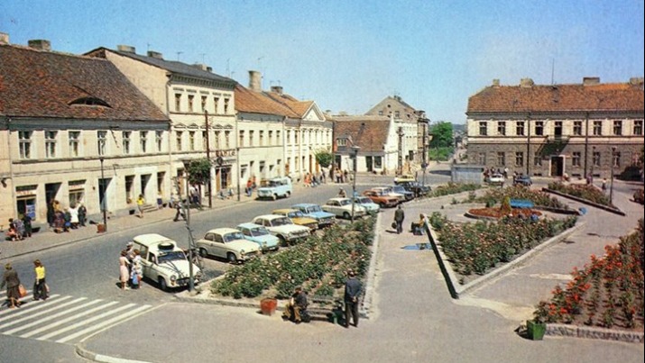 Mniej samochodów i więcej zieleni. Rynek w Koninie dla ludzi