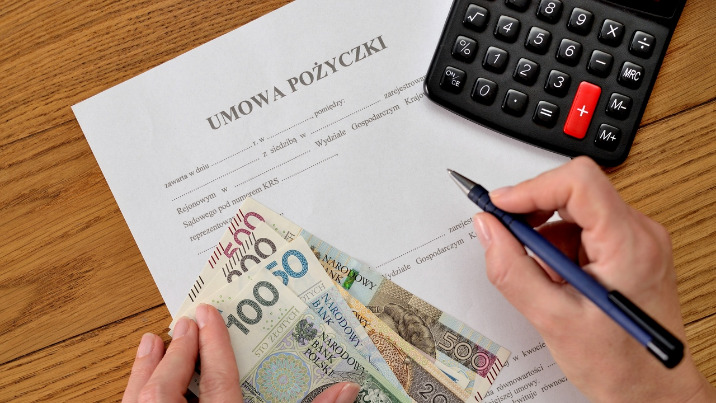 Kredyt czy pożyczka do 10 000 zł?