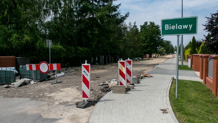 Bielawy. Mieszkańcy zniecierpliwieni długą przebudową drogi