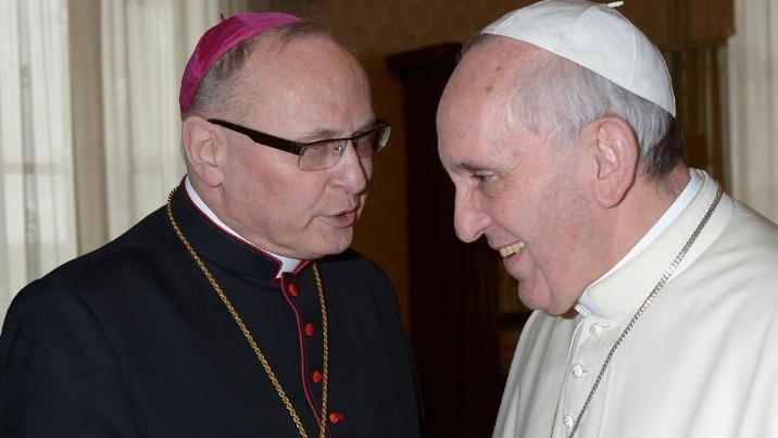 Biskup Wiesław Mering złożył rezygnację z pełnionej funkcji