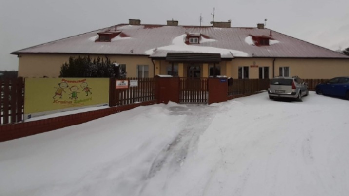 Kurator oświaty nie zgadza się na reorganizację szkoły w Szczepidle