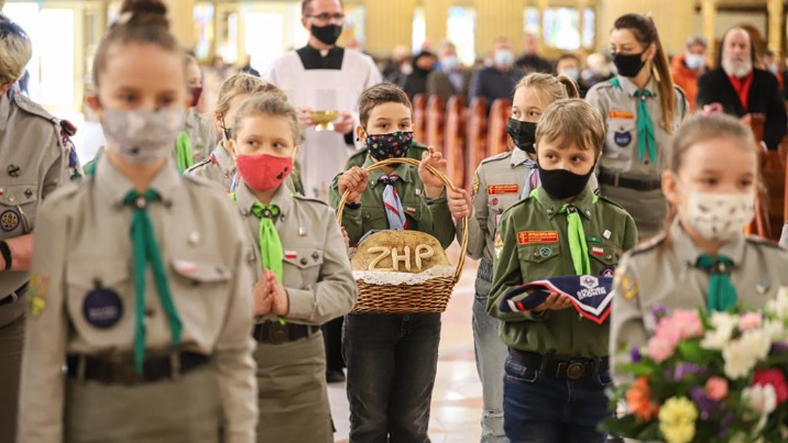 Licheń. Harcerze z Wielkopolski Wschodniej modlili się w bazylice