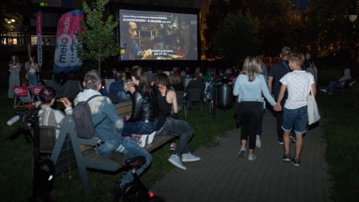 Kino pod gwiazdami. Rekordowa liczba widzów na placu przed KDK