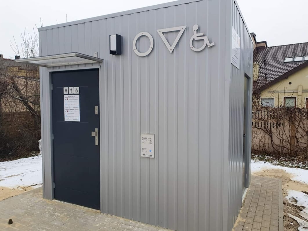 Nowoczesna toaleta publiczna stanęła w centrum Rychwała