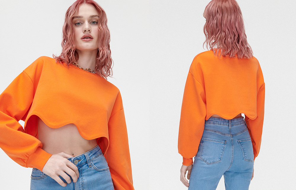 Jak nosić denim w 2022? Najmodniejsze damskie stylizacje na wiosnę