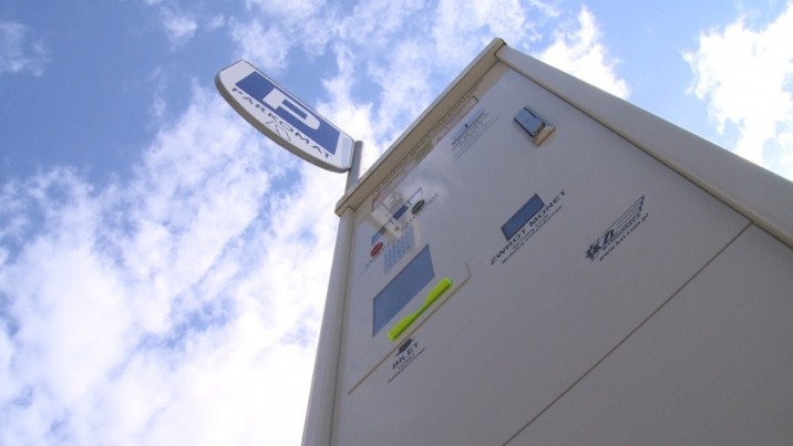 Nowa aplikacja do zakupu biletów parkingowych i autobusowych