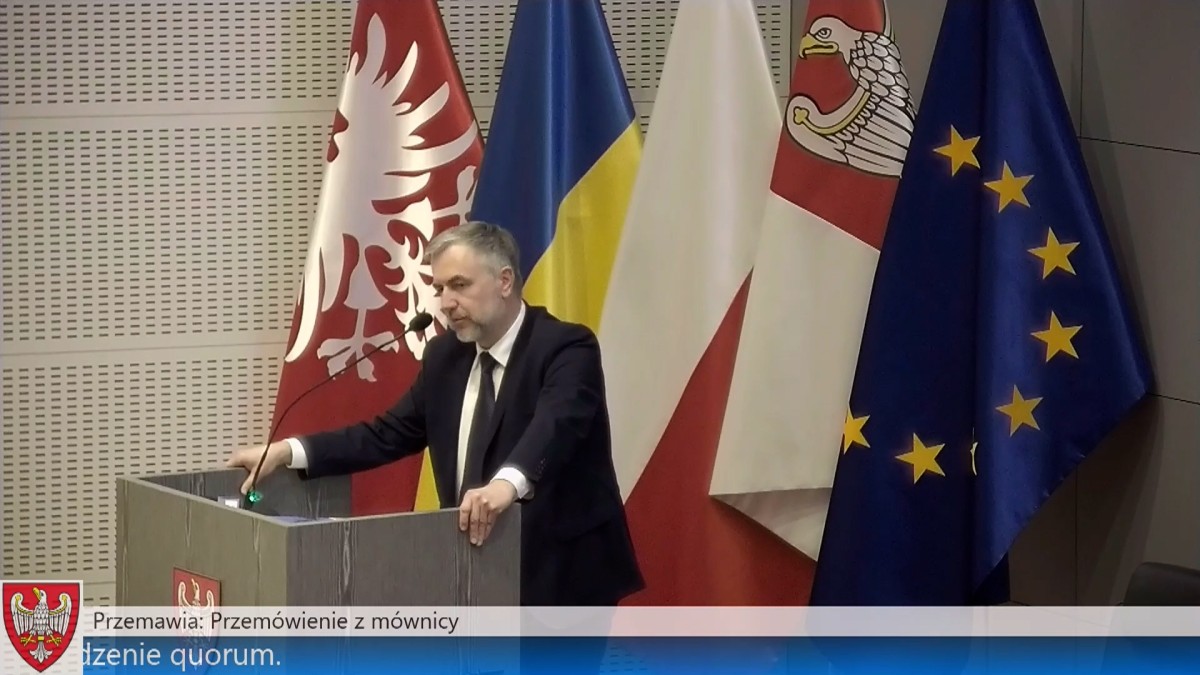 „Nie dam głowy, że ta linia powstanie”. Radni sejmiku podjęli decyzję