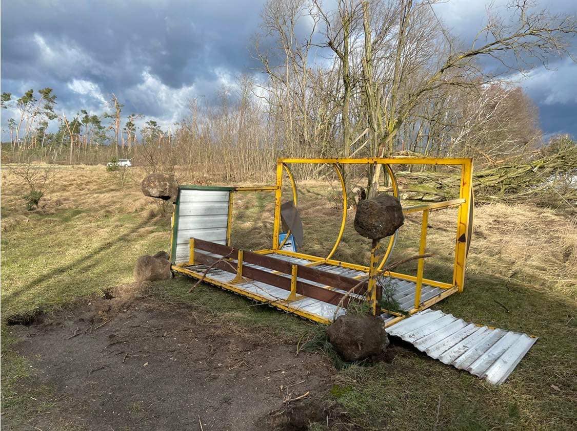 Odbudują zniszczone przez orkan wiaty przystankowe. Są pieniądze!