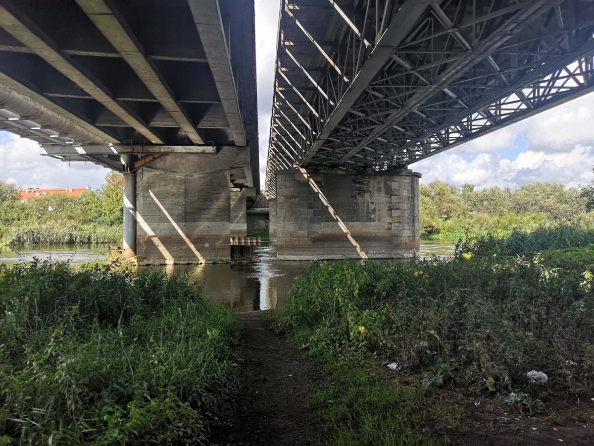 Co dalej z mostem na Trasie Warszawskiej? Miasto czeka na opinię