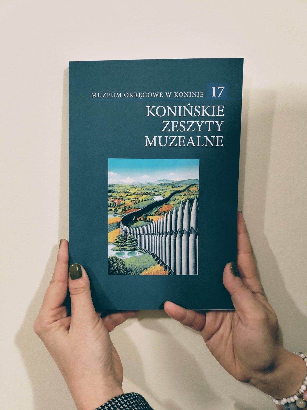 Kilka sł&oacute;w o krawatach, skarbach i dziejach