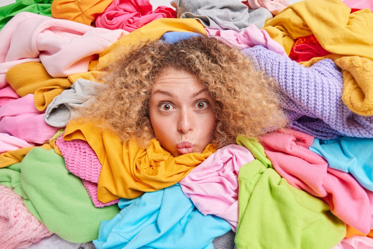 Jakimi kryteriami kierować się przy wyborze hurtowni odzieży?