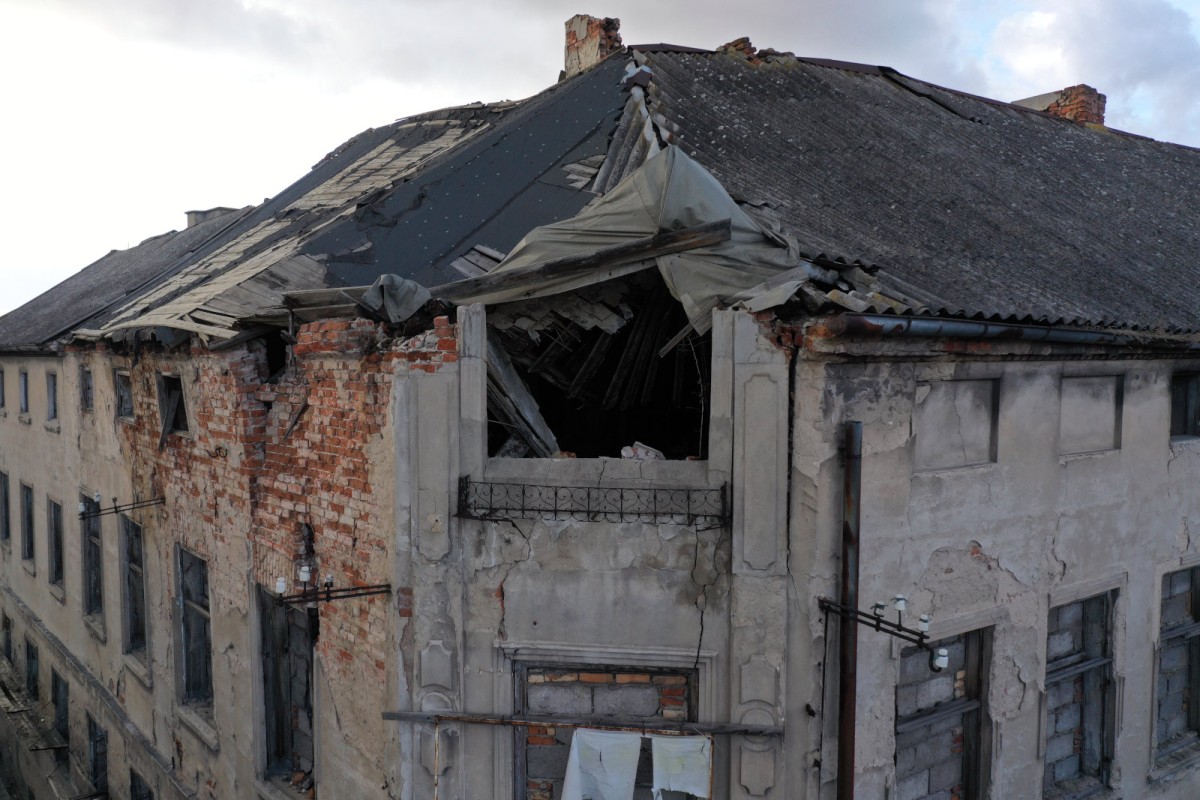 Kamienica Essowej czy Petschk&oacute;w? Historia budynku i 48 ubikacji