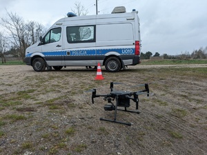Policyjna kontrola z drona. Ukaranych kilkunastu kierowców