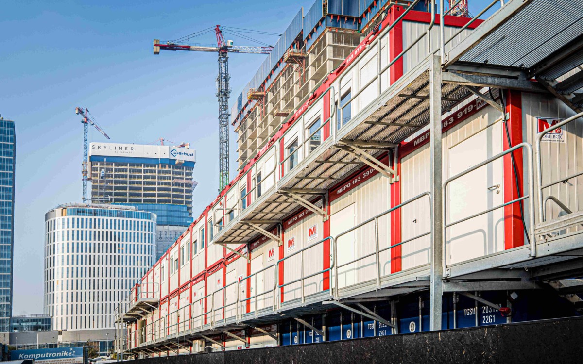 Jak kontenery biurowe mogą obniżyć koszty w Twojej firmie?