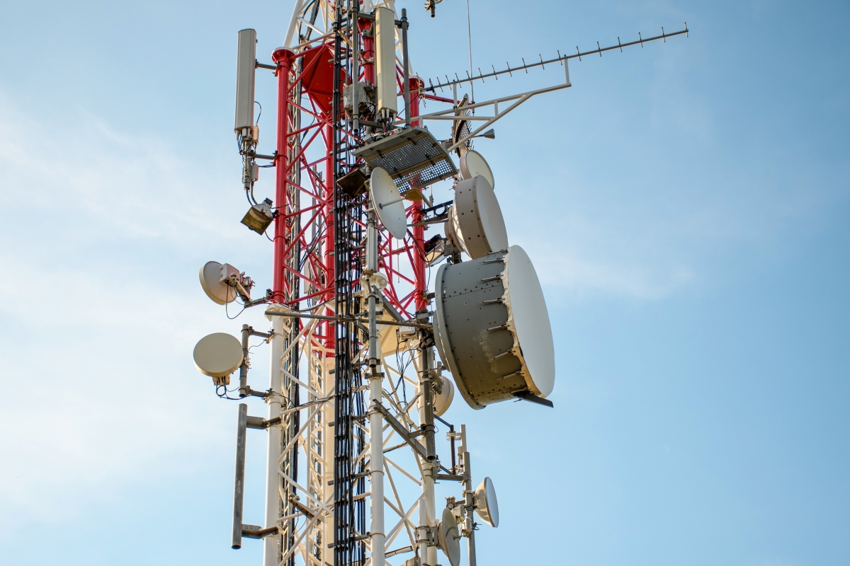 Towerlink Decyzja ws. masztu na Posadzie później. Prezes SKO wydał obwieszczenie