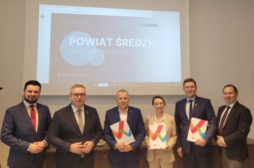 Grunt na Medal dla Starego Miasta. Teren przy węźle Żdżary w czoł&oacute;wce Wielkopolski