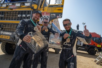 Kamena Rally Team wygrywa Dakar Classic. Słupczanie na mecie