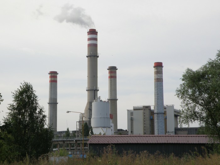 Zostały tylko trzy kominy