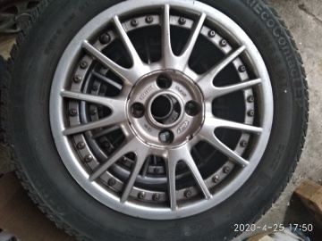 Koła kompletne Ford 4*108 R 15 ET 40 BORBET