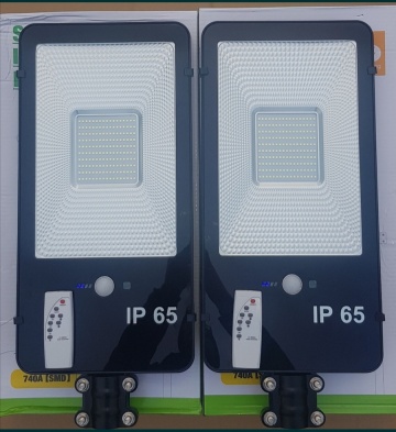 Lampa Solarna uliczna 300wat ze wskaznikiem