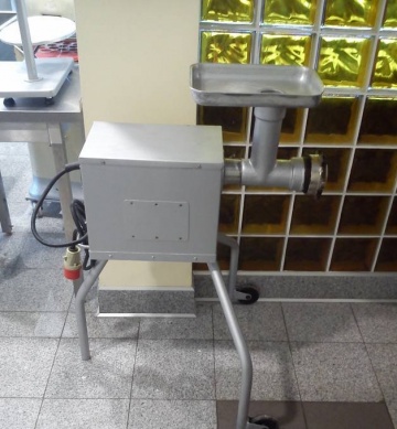 Urządzenie "WILK" do mielenia maku, mięsa itp.