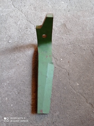 Ząb brony aktywnej prawy KE 18 mm Amazone 965779