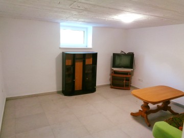 WYNAJMĘ MIESZKANIE &ndash; OKOLICE ŚLESINA