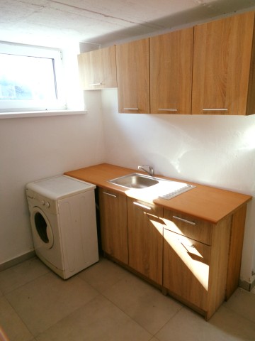 WYNAJMĘ MIESZKANIE &ndash; OKOLICE ŚLESINA