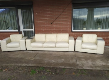 Sprzedam wypoczynek ze sk&oacute;ry