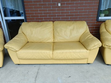 Sprzedam wypoczynek ze sk&oacute;ry