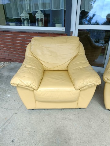 Sprzedam wypoczynek ze sk&oacute;ry