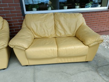 Sprzedam wypoczynek ze sk&oacute;ry