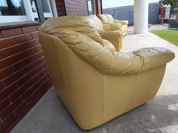 Sprzedam wypoczynek ze sk&oacute;ry