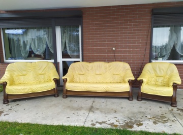 Sprzedam wypoczynek ze sk&oacute;ry