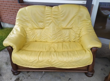 Sprzedam wypoczynek ze sk&oacute;ry