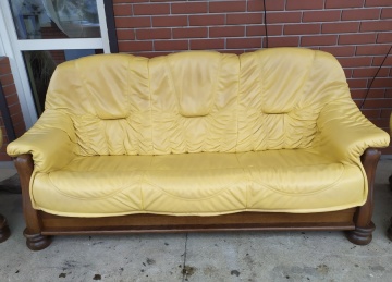 Sprzedam wypoczynek ze sk&oacute;ry