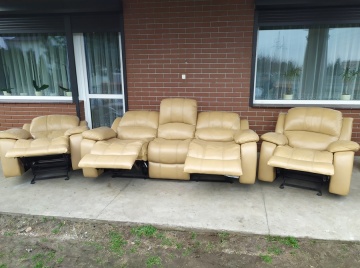 Sprzedam wypoczynek ze sk&oacute;ry