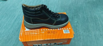 Sprzedam buty robocze z kapka