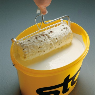 Wytrzymałe farby do ścian o dużym obciążeniu