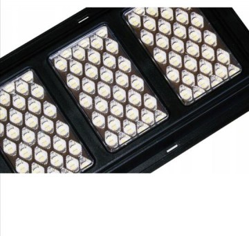 Ogrodowa lampa solarna 450w