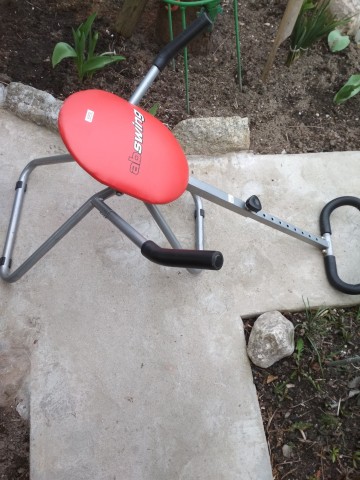 Przyrzad do ćwiczeń mięśni brzucha