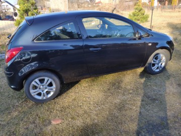 Corsa d 2014r benzyna 1.2