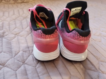 SPRZEDAM NIKE 40ZŁ