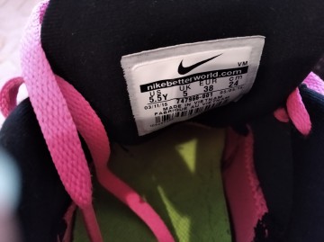 SPRZEDAM NIKE 40ZŁ