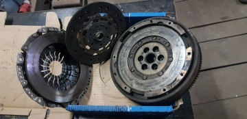 Sprzęgło z kołem dwumasowym Opel Insignia 1.8, 140km