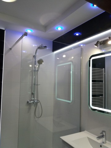 Wykończenia wnętrz, łazienki kompleksowo