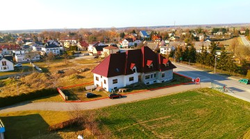Budynek handlowo/usługowy z częścią mieszkalną