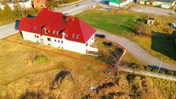 Budynek handlowo/usługowy z częścią mieszkalną