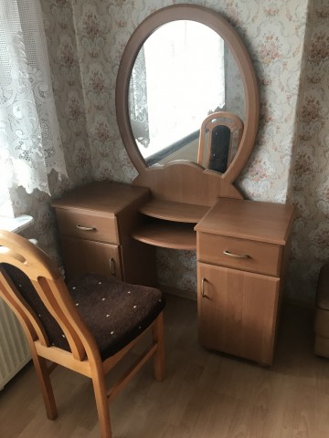 Sprzedam sypialnie MAŁO UŻYWANA